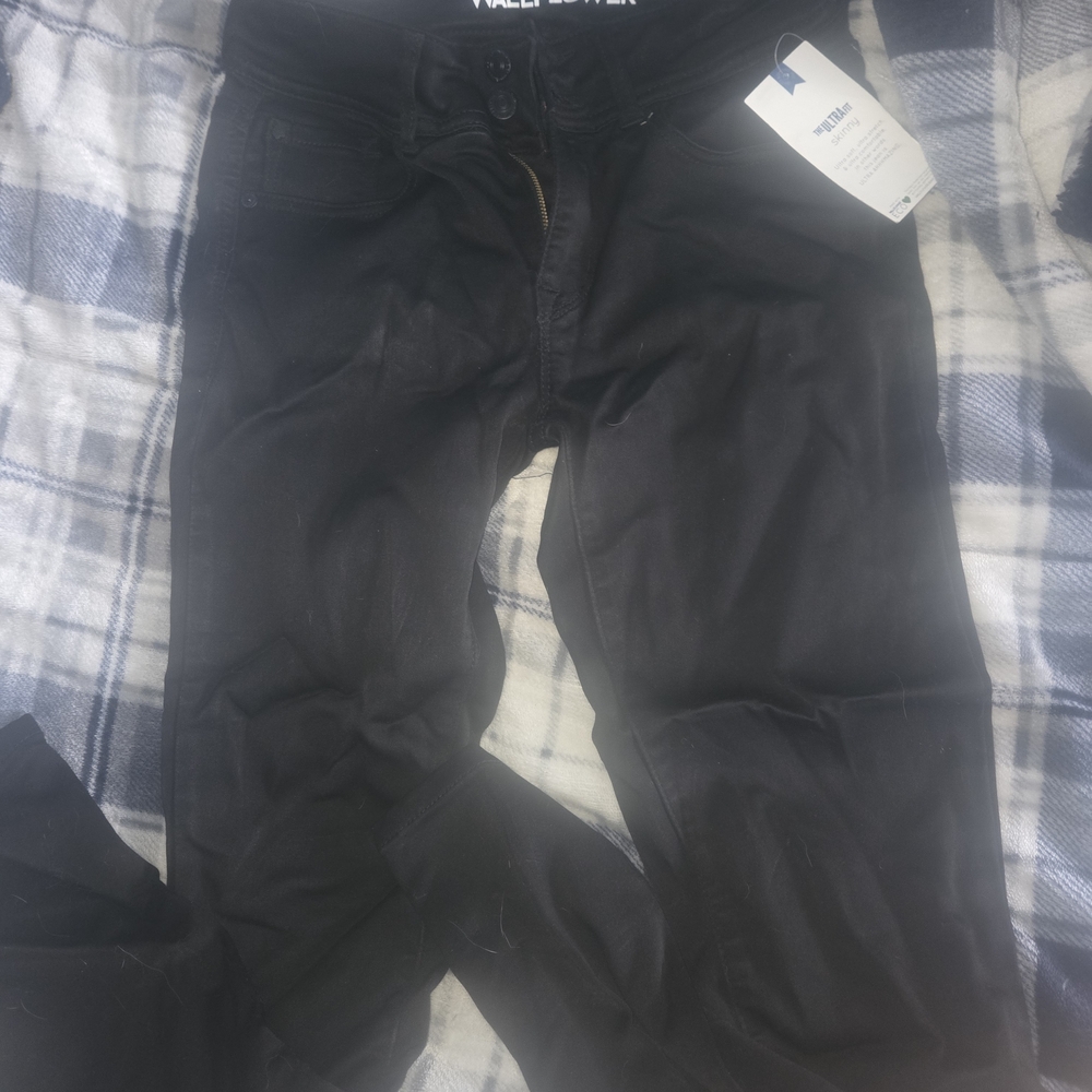 Wallflower Black Women’s Skinny Jeans with Tag Size 7